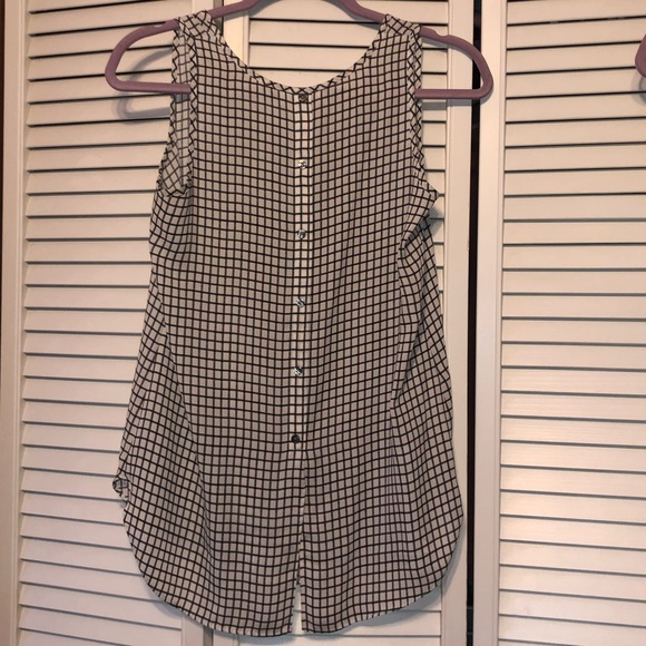 Loft Top - Picture 2 of 3